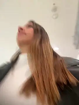 Hall 16 online show from 01.25.25