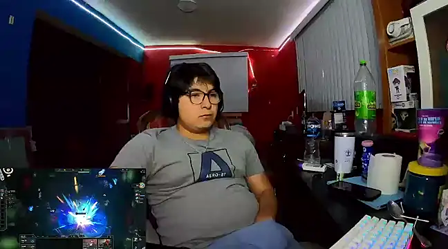 Snapshot of Nathanroberts111 chatting on 12.29.24 Nathanroberts111 online show from 12.29.24