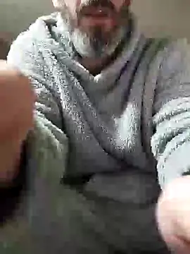 Snapshot of 207RCCam chatting on 01.12.25 207RCCam online show from 01.12.25