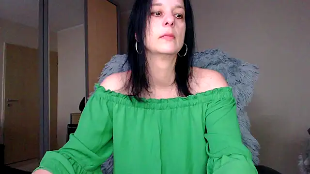 Snapshot of _Sweetlonglips_ chatting on 02.20.25  Sweetlonglips  online show from 02.20.25