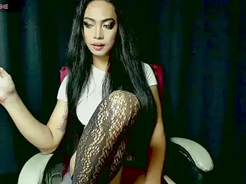 XXsexylongcockXX online show from 12.19.25