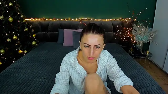 Snapshot of Rebecca_Diamond chatting on 01.21.25 Rebecca Diamond online show from 01.21.25