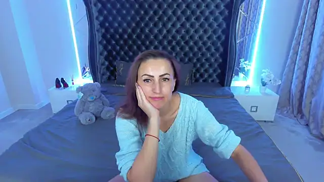 Rebecca Diamond online show from 11.02.25