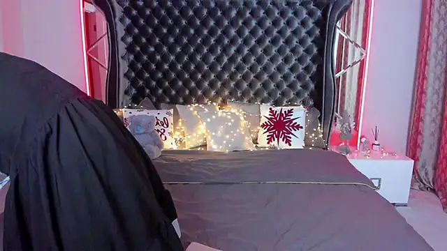 Rebecca Diamond online show from 12.23.25