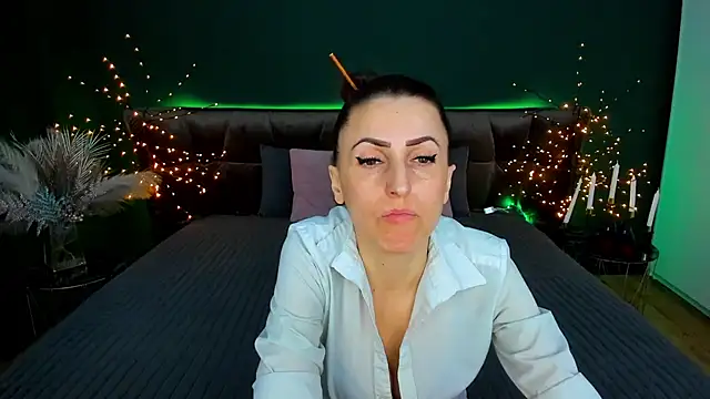 Rebecca Diamond online show from 03.02.26