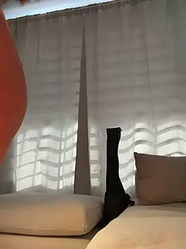 curchez  online show from 09.24.25