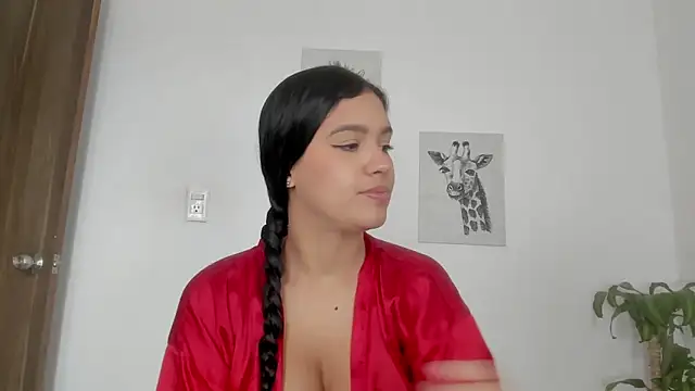 Hanna Risso online show from 09.27.25