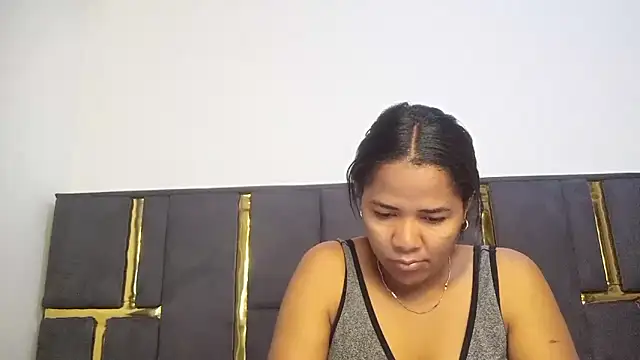 Snapshot of aleixane chatting on 05.11.26 aleixane online show from 05.11.26