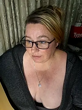 Iceprincess2bad4u online show from 10.18.25