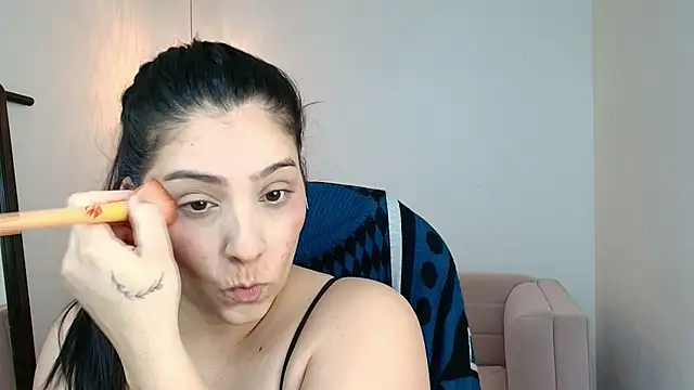 YummyAnna  online show from 02.25.26