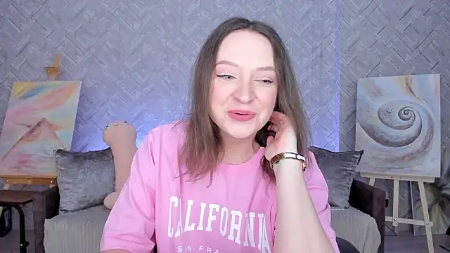Snapshot of EvaBarsa_ chatting on 09.09.25 EvaBarsa  online show from 09.09.25