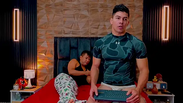 FelipeAndMarcello3 online show from 10.17.25