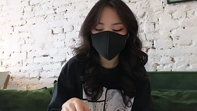 TammiLou online show from 02.05.25