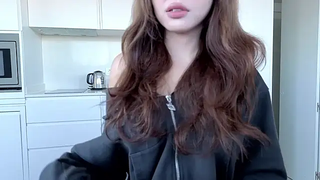Snapshot of TammiLou chatting on 03.28.26 TammiLou online show from 03.28.26