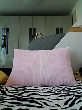 Ssk10N online show from 02.19.25