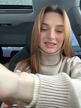 Snapshot of -AngelAri- chatting on 02.14.25 -AngelAri- online show from 02.14.25