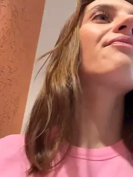 Snapshot of -AngelAri- chatting on 02.27.25 -AngelAri- online show from 02.27.25