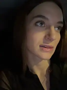Snapshot of -AngelAri- chatting on 02.27.25 -AngelAri- online show from 02.27.25