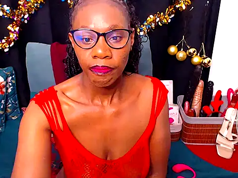 Snapshot of sexybootylicious chatting on 01.02.25 sexybootylicious online show from 01.02.25