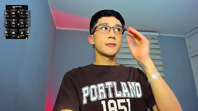 tom Howard online show from 11.25.25