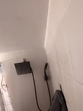 JadaSkyy online show from 12.01.25