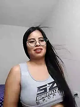 charlotte moineau online show from 01.21.25