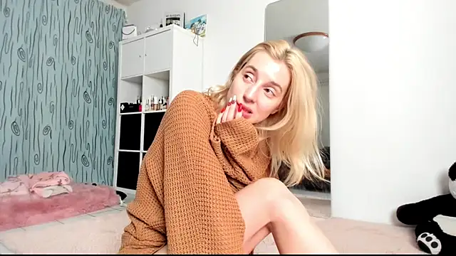 KenzieDawton online show from 01.09.25