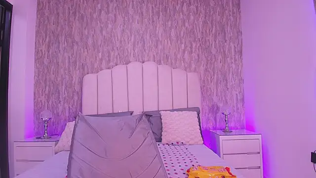 raven lilith  online show from 03.31.26