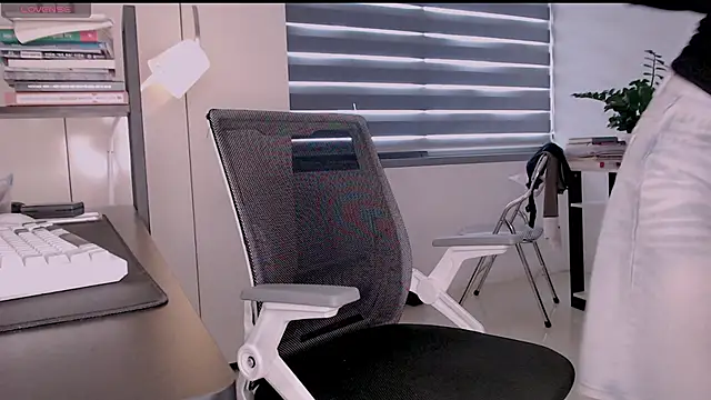 Shyn   online show from 02.25.26