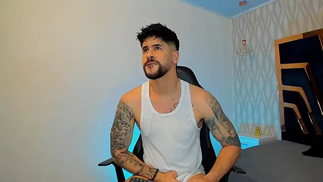 Snapshot of Petesevans chatting on 11.27.25 Petesevans online show from 11.27.25