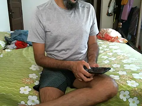 Snapshot of Slim_India chatting on 07.13.26 Slim India online show from 07.13.26