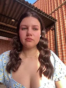 Snapshot of likaxxx chatting on 03.16.25 likaxxx online show from 03.16.25