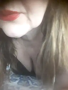 Snapshot of sua_sub_ chatting on 12.05.24 sua sub  online show from 12.05.24