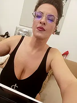 RebeccaNoble online show from 04.16.26