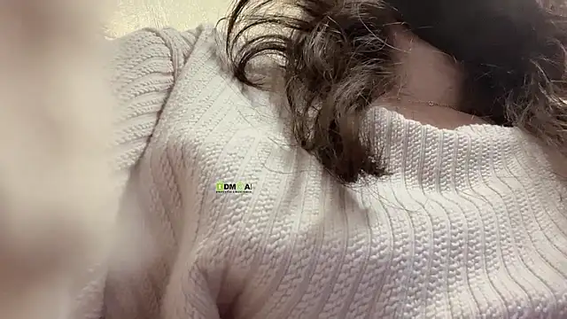 Tw Zoella online show from 03.16.25