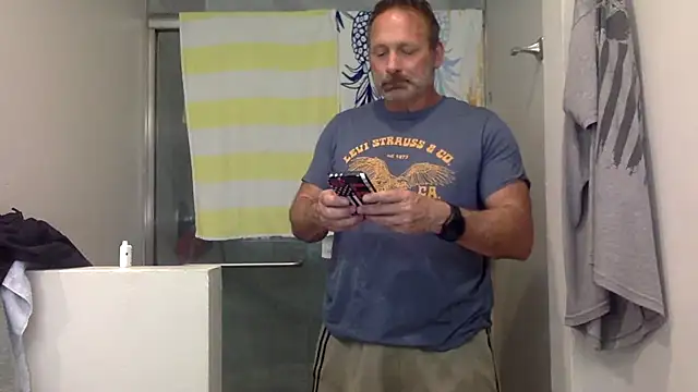 Snapshot of Bronco9602 chatting on 09.17.25 Bronco9602 online show from 09.17.25