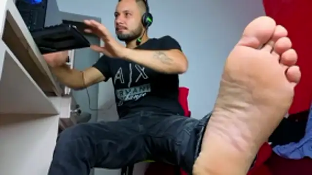 body x29 online show from 03.15.26