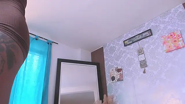 kelly thomson online show from 09.12.25