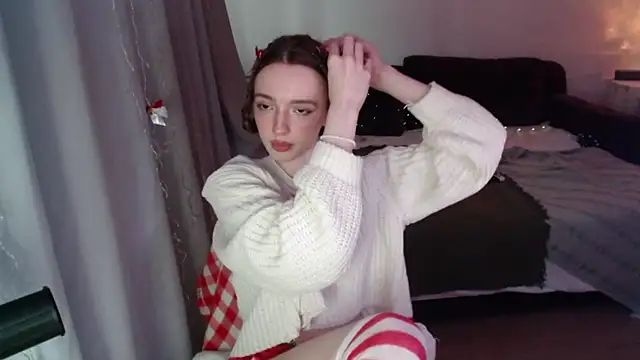 Snapshot of Weeissy chatting on 01.26.25 Weeissy online show from 01.26.25