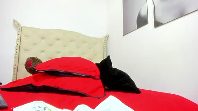 izzy cum online show from 01.11.25