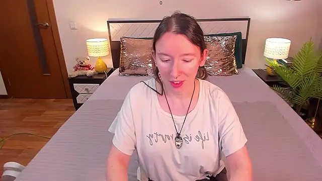 CatherineWalls online show from 05.11.26