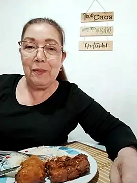 Vicky Rosse online show from 04.06.26