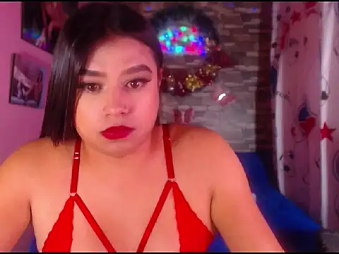 Snapshot of katrinawillff chatting on 12.21.24 katrinawillff online show from 12.21.24