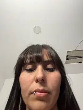 valeska69col online show from 12.16.25