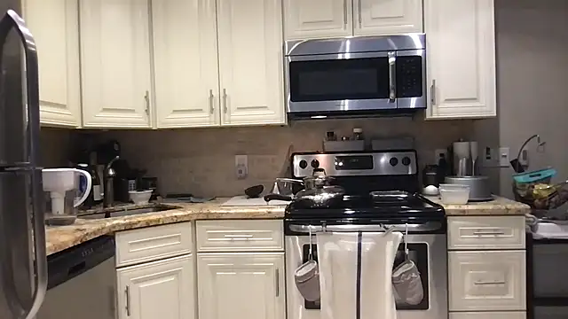 BigGuyMuscle online show from 03.19.25