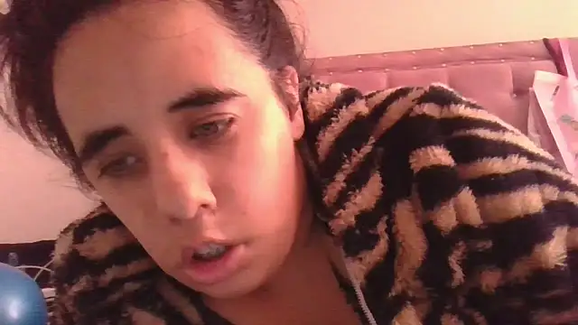 annarose19 online show from 03.26.26