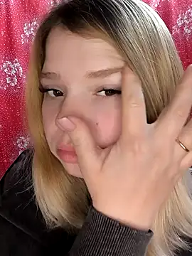 Zuli Kiska online show from 02.15.25