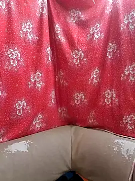 Zuli Kiska online show from 03.08.25