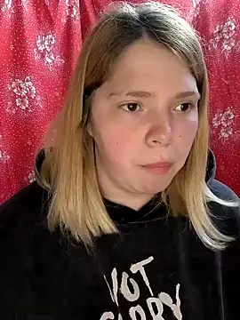 Zuli Kiska online show from 03.11.25