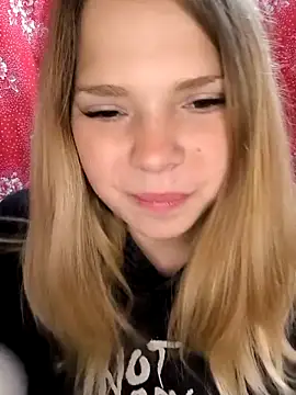 Zuli Kiska online show from 10.10.25